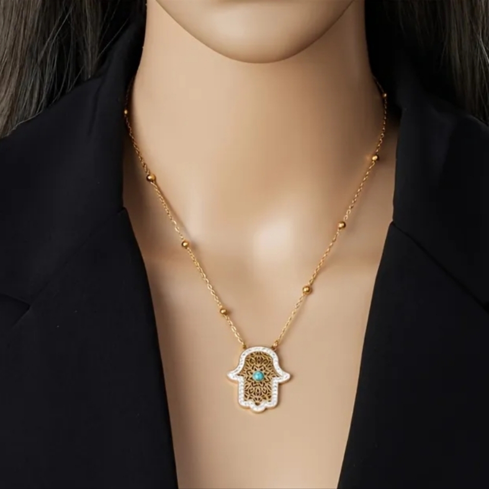 Elegant Gold Hamsa Pendant Necklace